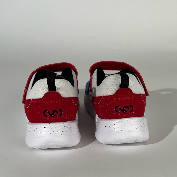 Nike Air Jordan Cadence Sneakers CQ9234-101 Low Top Slip On Multicolor Youth 3 - Picture 4 of 7